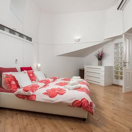 Apartamento Sweet Nest Under The Dome Rijeka Exterior foto